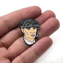 Charger l'image dans la galerie, Pin's Peaky Blinders : Shelby
