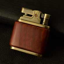 Charger l'image dans la galerie, Peaky Blinders Briquet Arthur or et bois