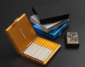 Boite à cigarettes et briquet